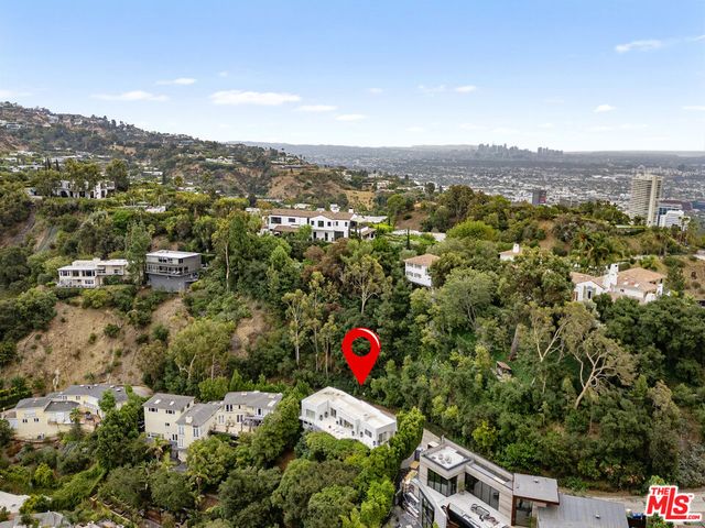 $15,500 | 9422 Readcrest Drive, Beverly Hills, CA 90210