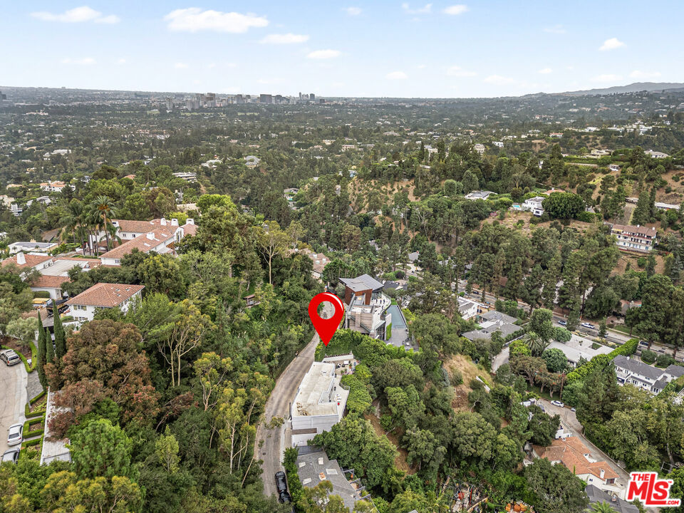 9422 Readcrest Drive Beverly Hills, CA 90210 - Photo 23 of 23