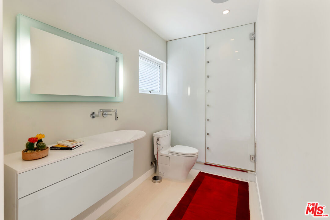 9422 Readcrest Drive Beverly Hills, CA 90210 - Photo 6 of 23