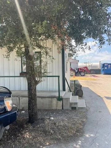 $800 | 12465 Business Highway North, Fort Worth, TX 76179