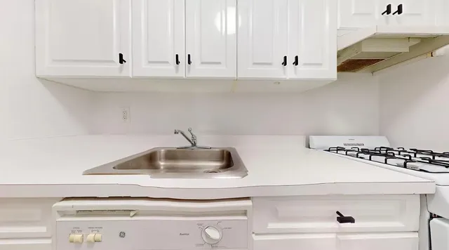 $6,350 | 1 Astor Place, Unit 7N | NoHo