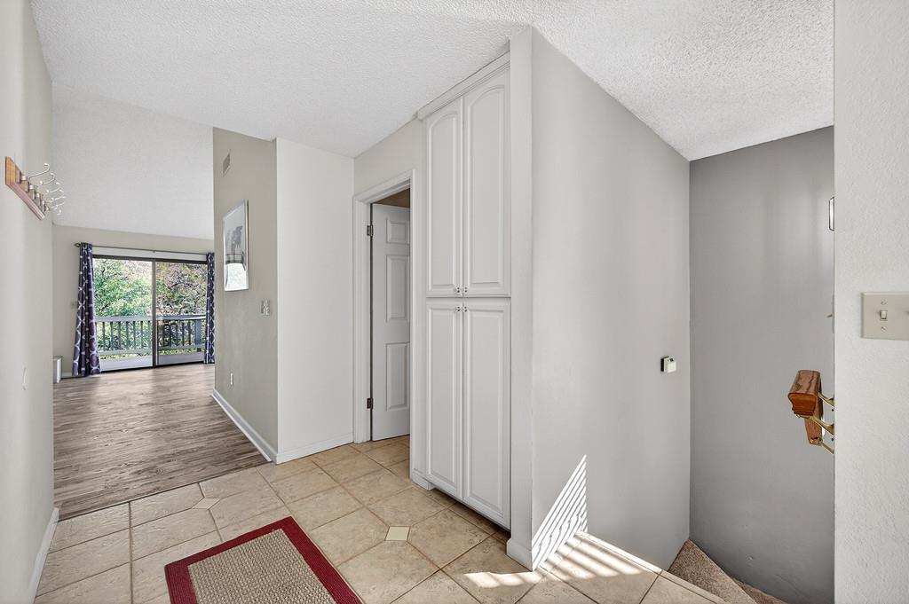 811 Auburn Ravine Road Auburn, CA 95603 - Photo 10 of 62