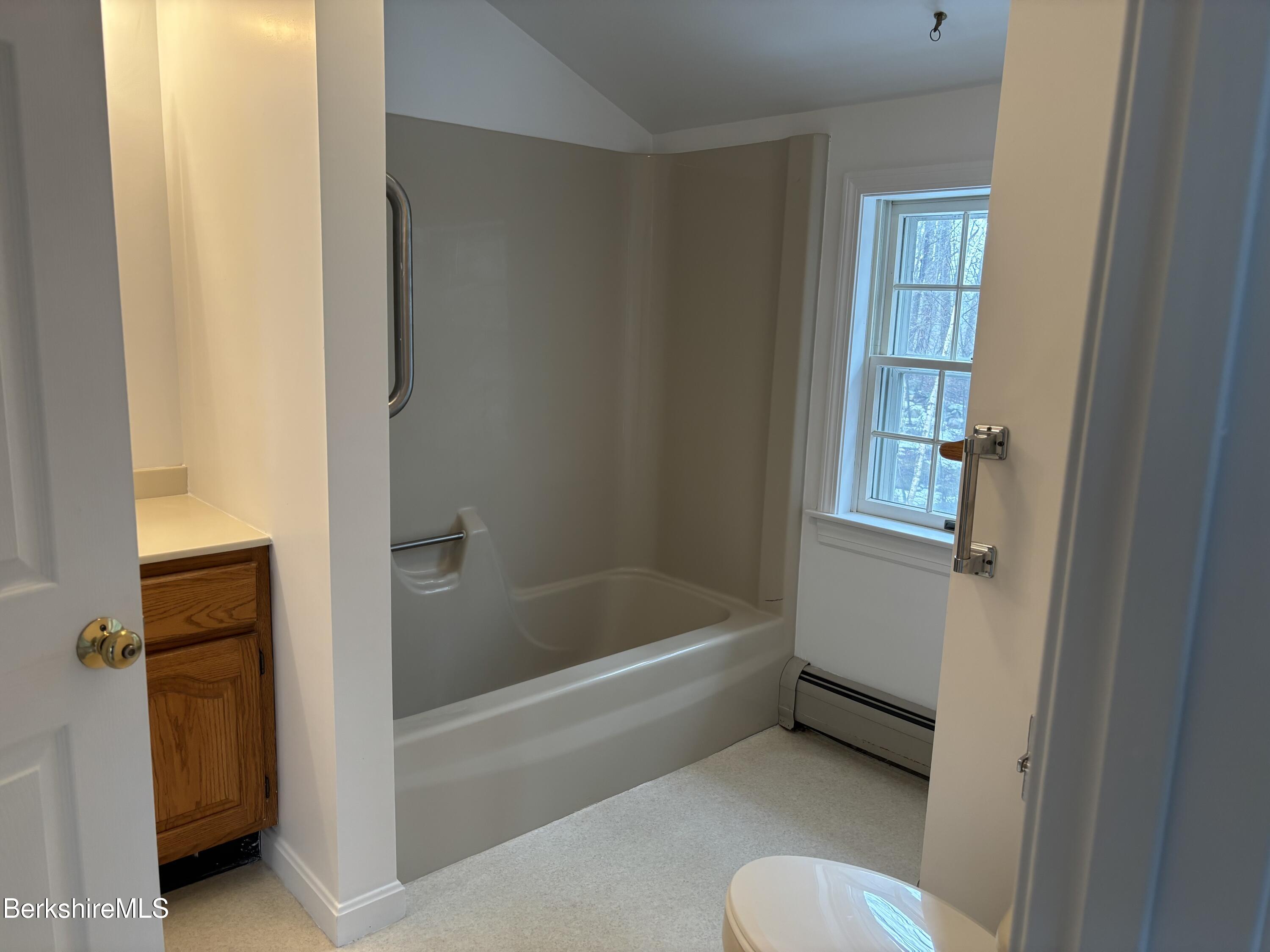 159 Simmons Road Washington, MA 01223 - Photo 21 of 34 Bathroom