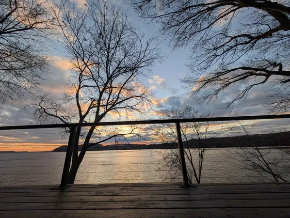 $825,000 | N3431 Tipperary Road, Poynette, WI 53955