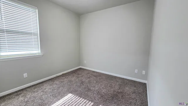 $2,100 | 5376 Windswept Lane, Zachary, LA 70791