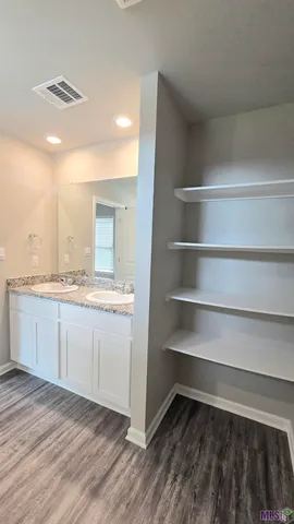 $2,100 | 5376 Windswept Lane, Zachary, LA 70791