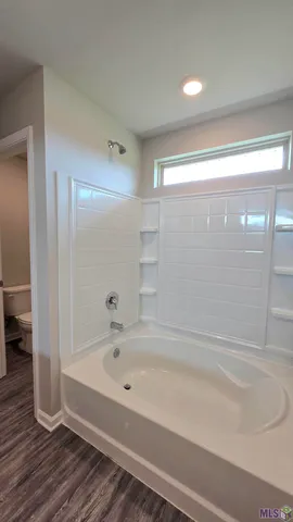 $2,100 | 5376 Windswept Lane, Zachary, LA 70791