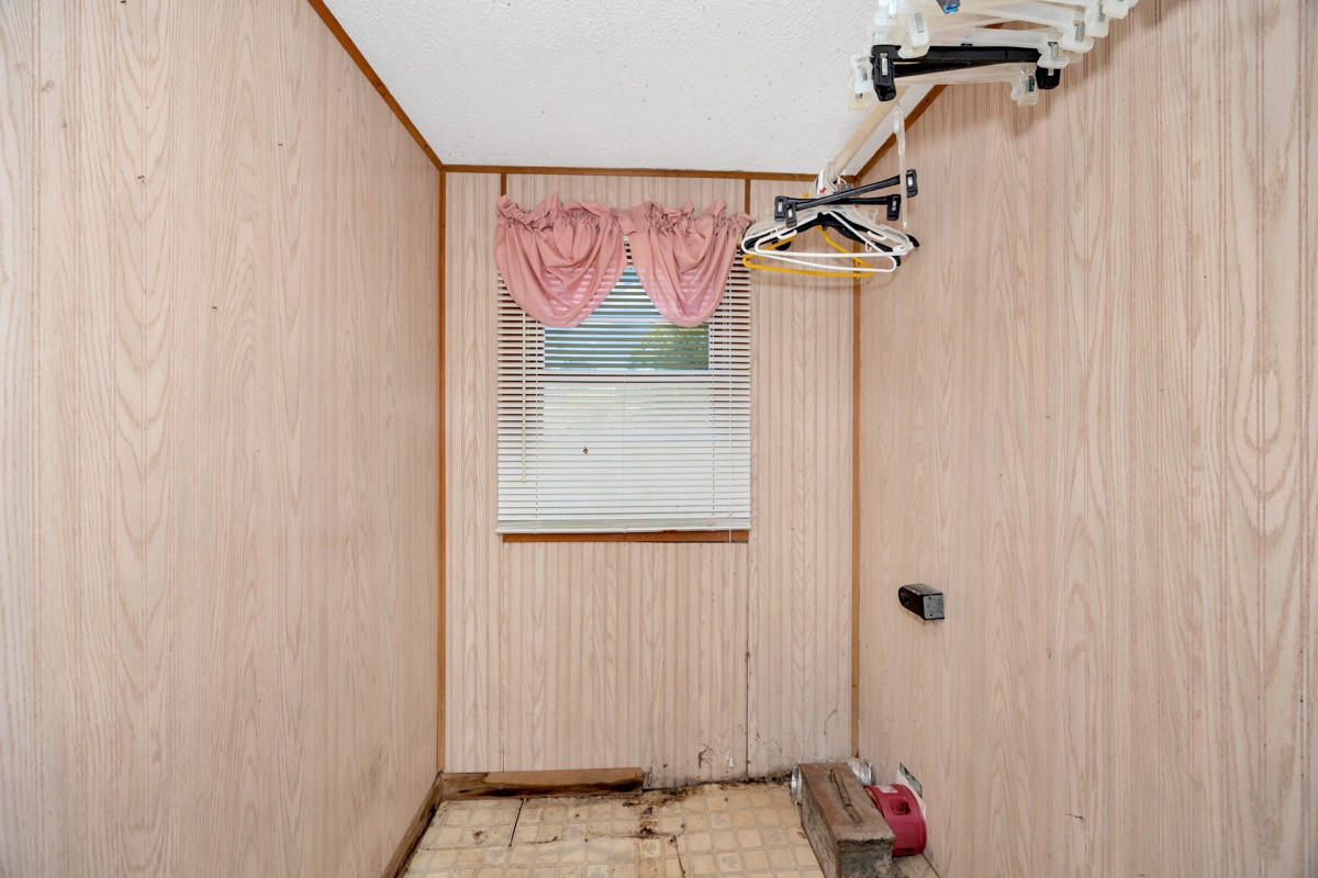 1121 Rolin Hollow Road Ardmore, TN 38449 - Photo 16 of 46 a view of utility room