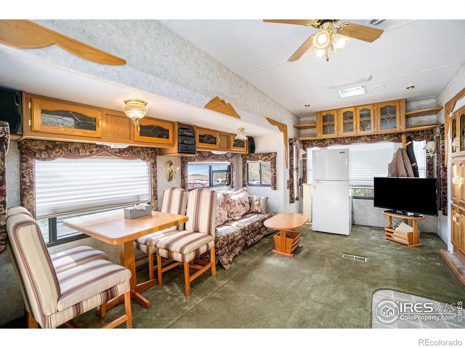 1600 Whale Rock Road Bellvue, CO 80512 - Photo 21 of 33