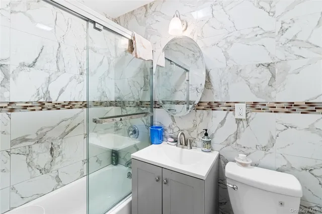 $849,999 | 203-10 Murdock Avenue | St. Albans