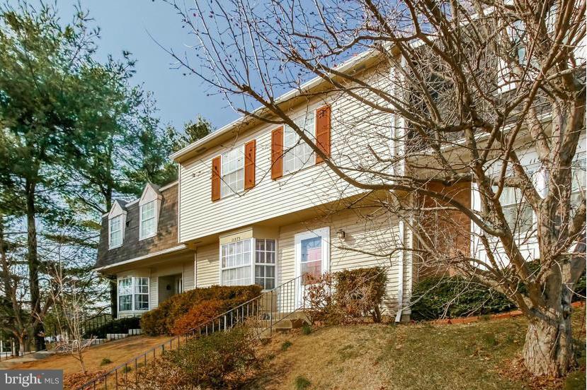 11573 Sullnick Way Gaithersburg, MD 20878 - Photo 20 of 23 Exterior (Front)