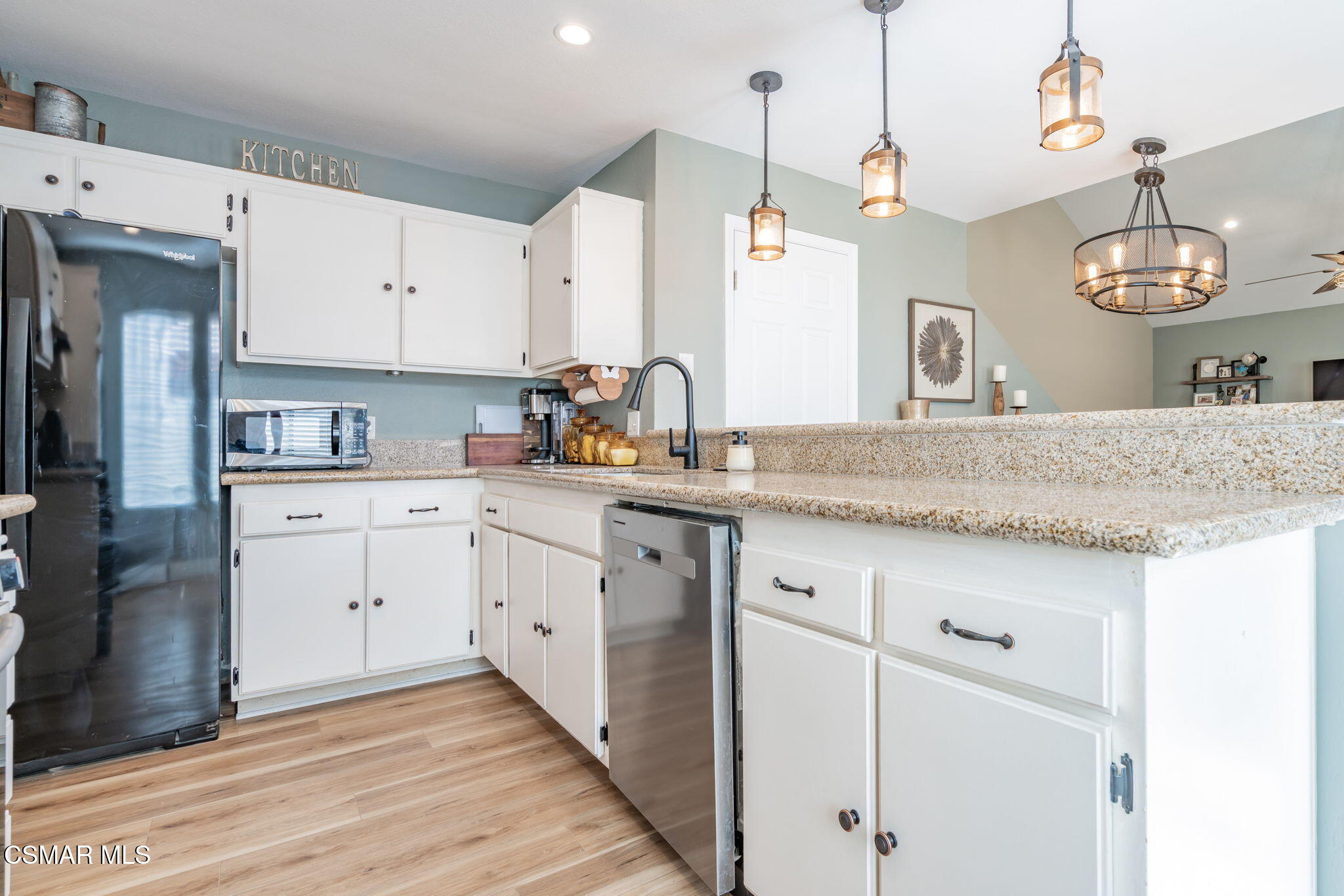 5384 Rainwood Street, Unit 90 Simi Valley, CA 93063 - Photo 12 of 40 17-web-or-mls-_CK12487