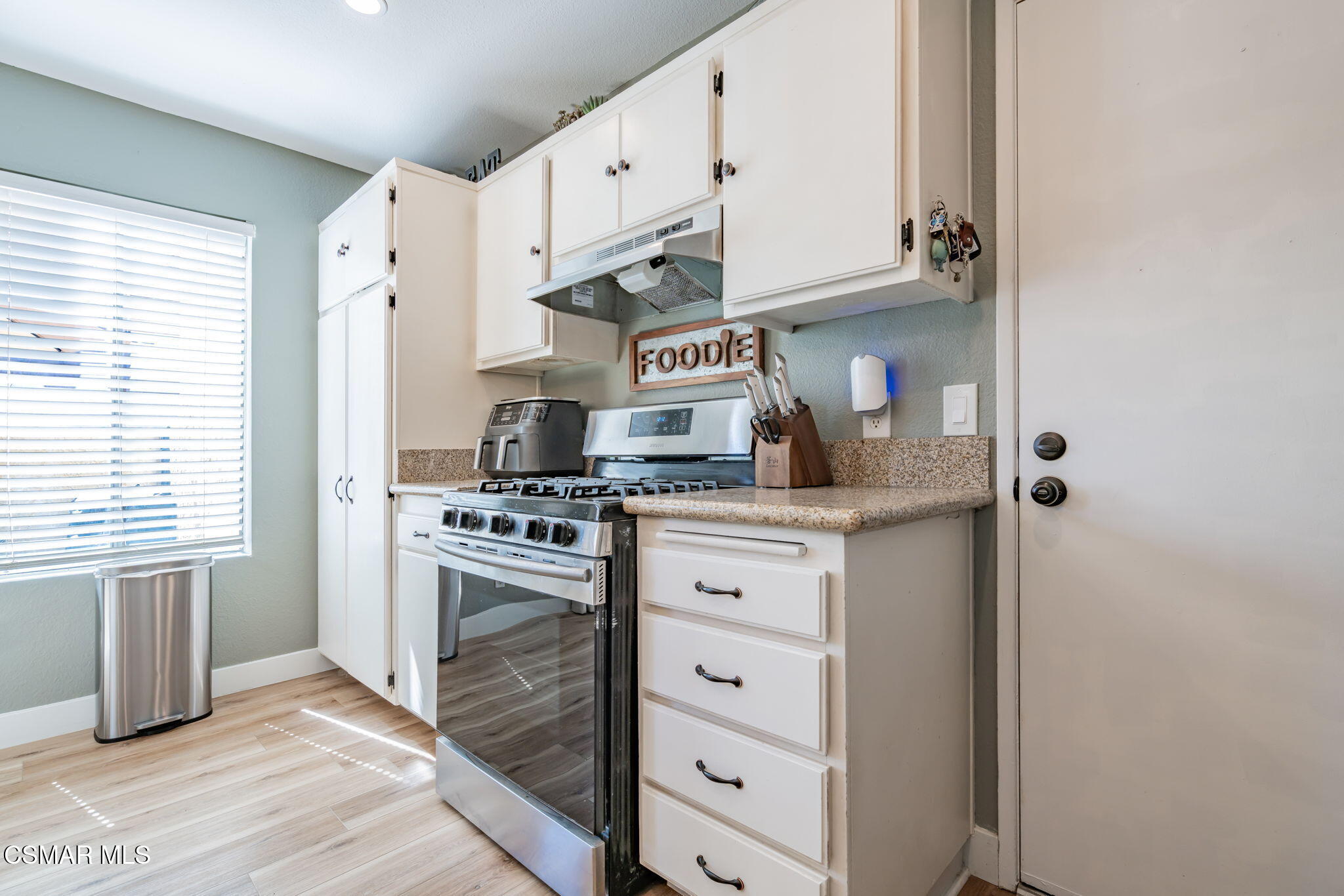 5384 Rainwood Street, Unit 90 Simi Valley, CA 93063 - Photo 16 of 40 21-web-or-mls-_CK12491