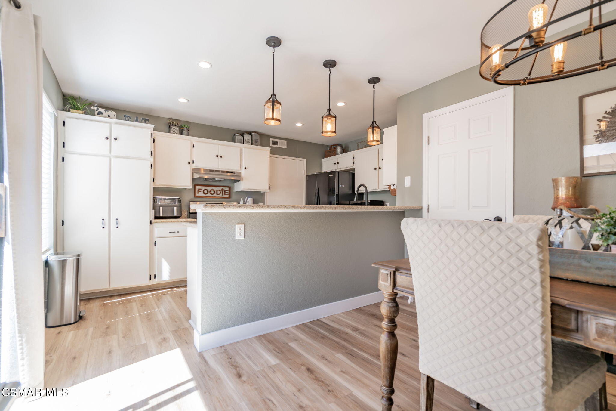 5384 Rainwood Street, Unit 90 Simi Valley, CA 93063 - Photo 9 of 40 14-web-or-mls-_CK12484