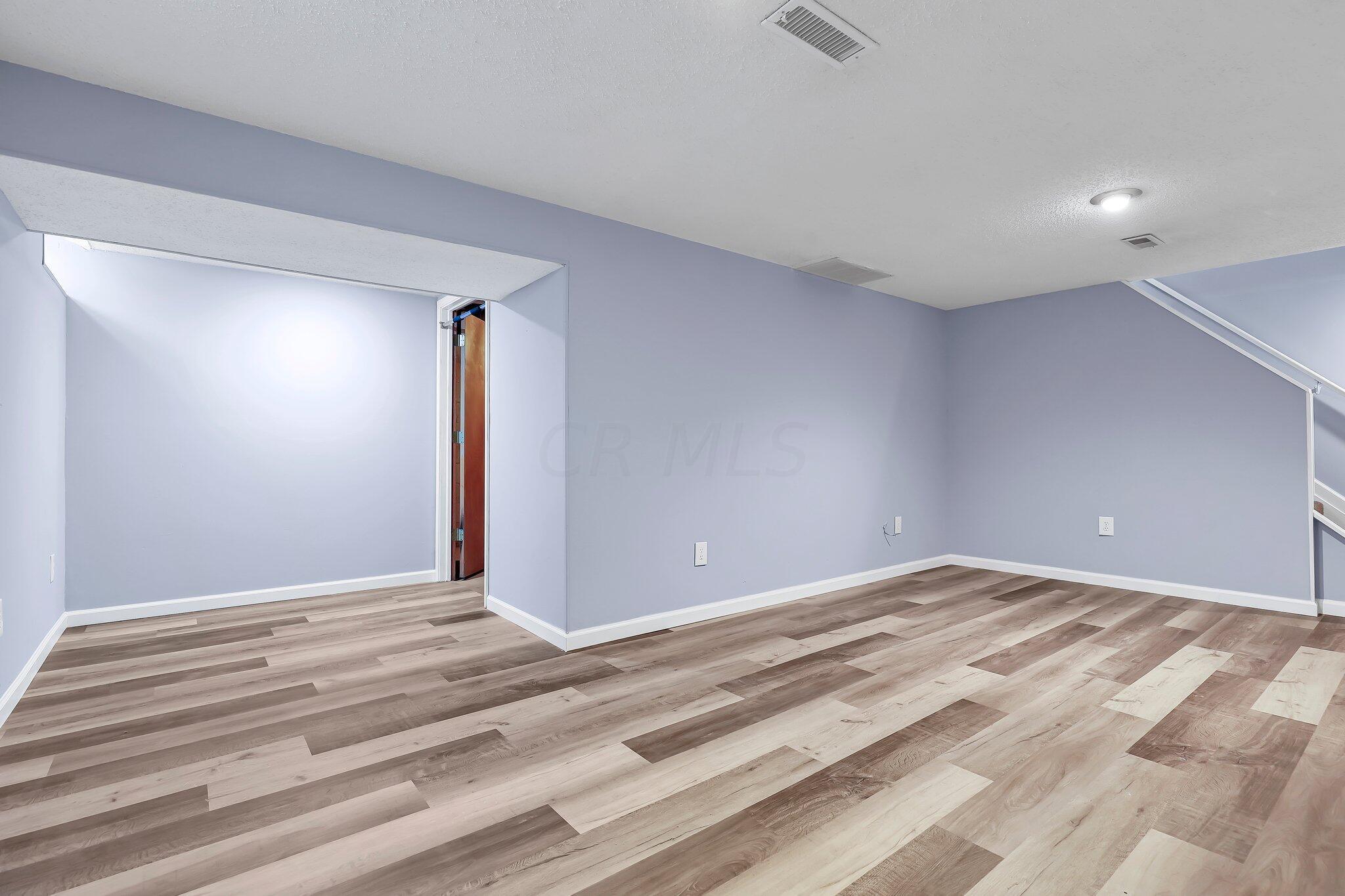 4429 Ramsdell Drive Columbus, OH 43231 - Photo 34 of 66 39-web-or-mls-_MG_6153