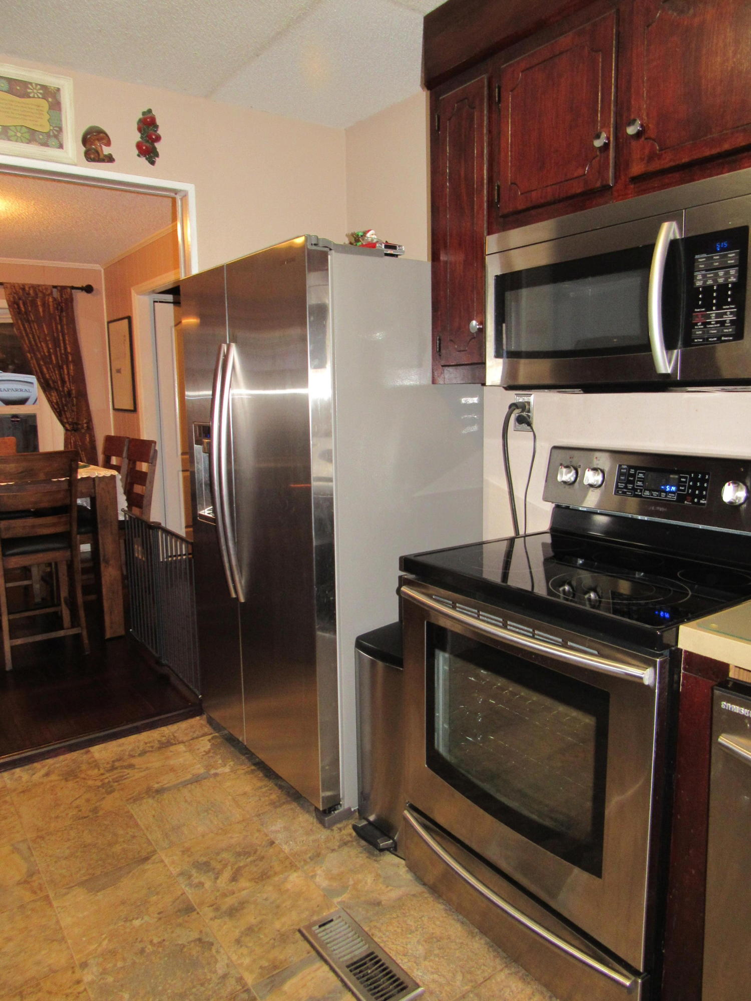2069 Highway 61 Ridgeville, SC 29472 - Photo 14 of 38 Kitchen
