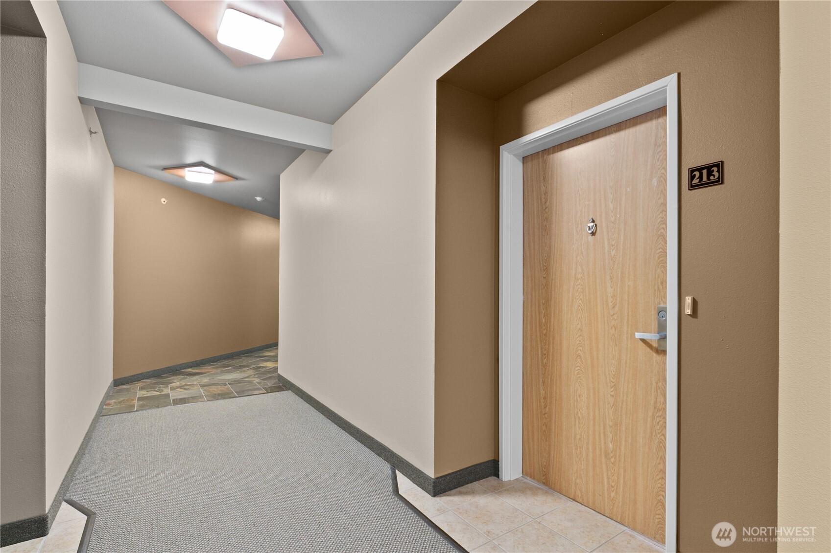 516 Darby Drive, Unit 213 Bellingham, WA 98226 - Photo 2 of 31