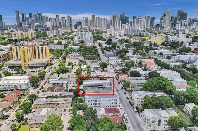 $1,750 | 1037 Northwest 2nd Street, Unit 2, Miami, FL 33128