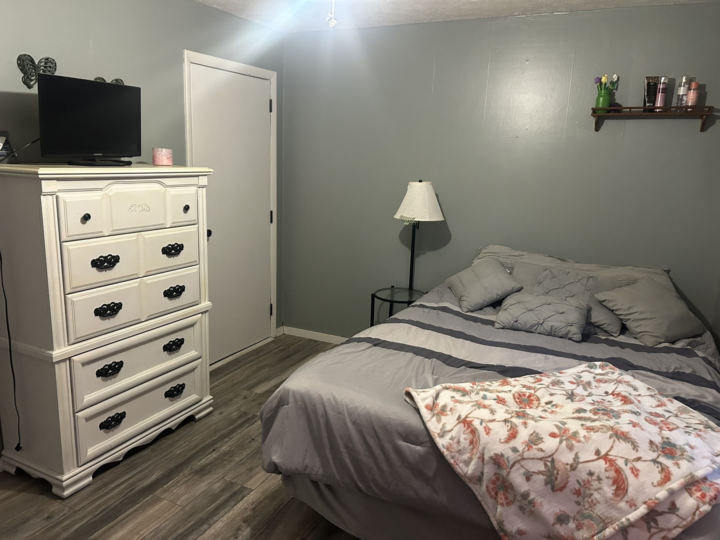 1 Bushwack Road Golconda, IL 62938 - Photo 27 of 38 a bedroom with a bed and a flat screen tv