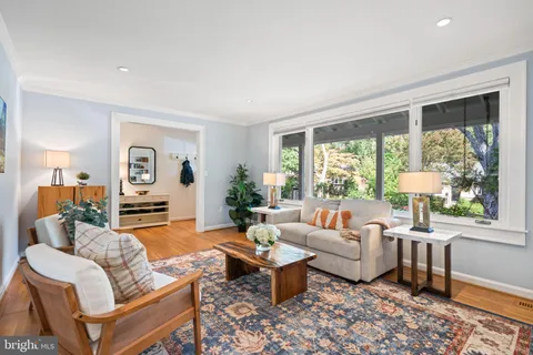 $1,789,000 | 5191 Linnean Terrace Northwest, Washington, DC 20008