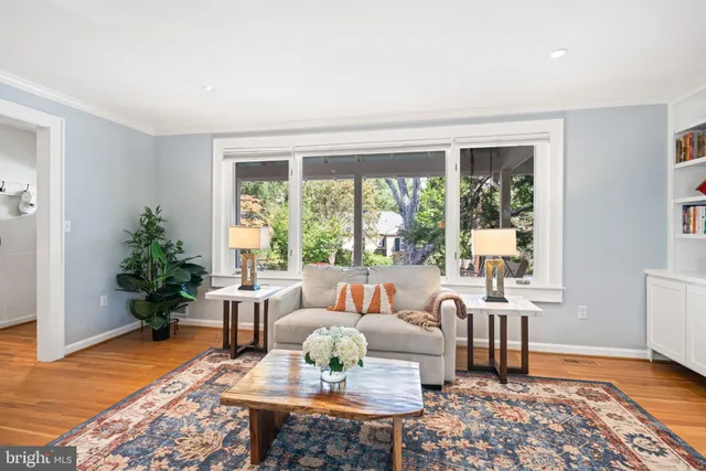 $1,789,000 | 5191 Linnean Terrace Northwest, Washington, DC 20008