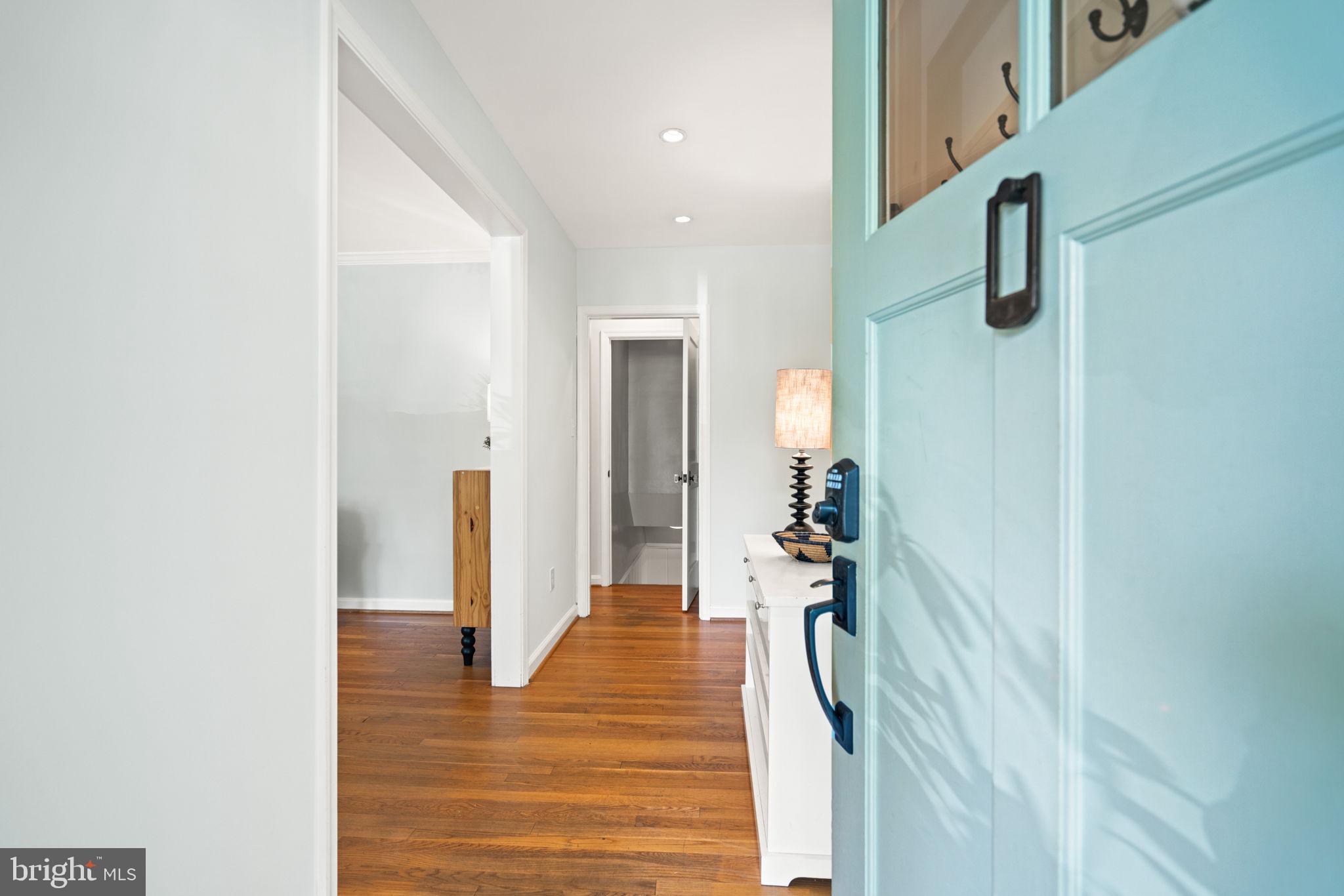 5191 Linnean Terrace Northwest Washington, DC 20008 - Photo 6 of 78