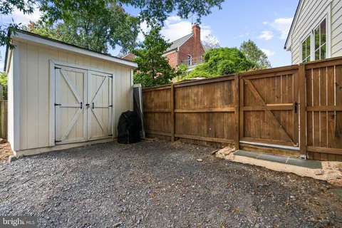 $1,789,000 | 5191 Linnean Terrace Northwest, Washington, DC 20008