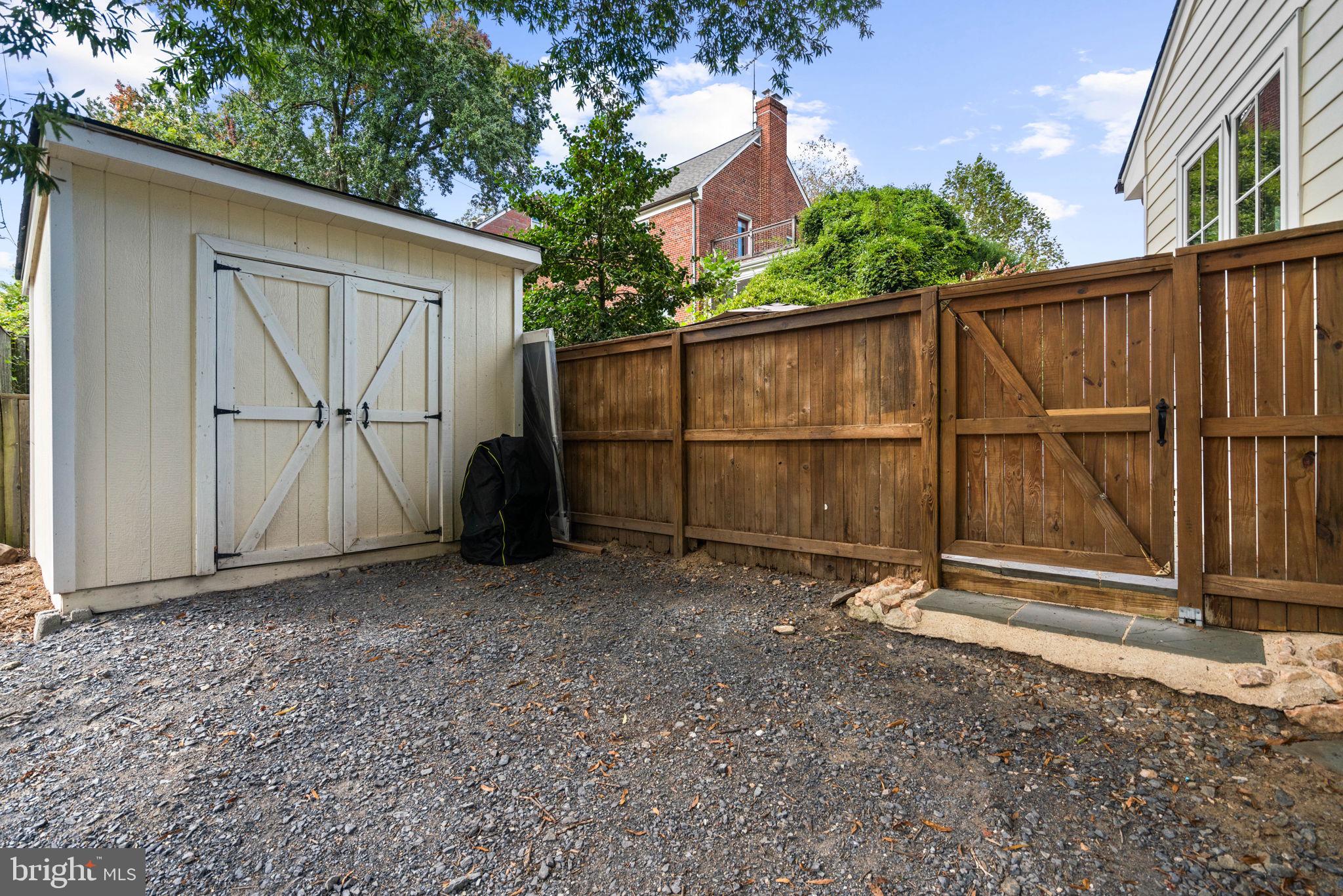 5191 Linnean Terrace Northwest Washington, DC 20008 - Photo 76 of 78