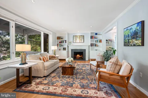 $1,789,000 | 5191 Linnean Terrace Northwest, Washington, DC 20008