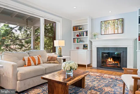 $1,789,000 | 5191 Linnean Terrace Northwest, Washington, DC 20008