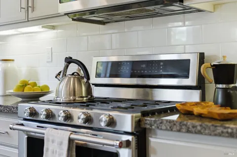 $1,025,000 | 4245 Wine Country Court, Napa, CA 94558