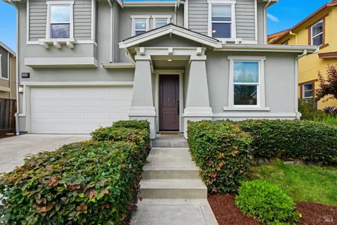 $1,025,000 | 4245 Wine Country Court, Napa, CA 94558