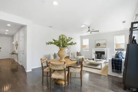 $1,025,000 | 4245 Wine Country Court, Napa, CA 94558