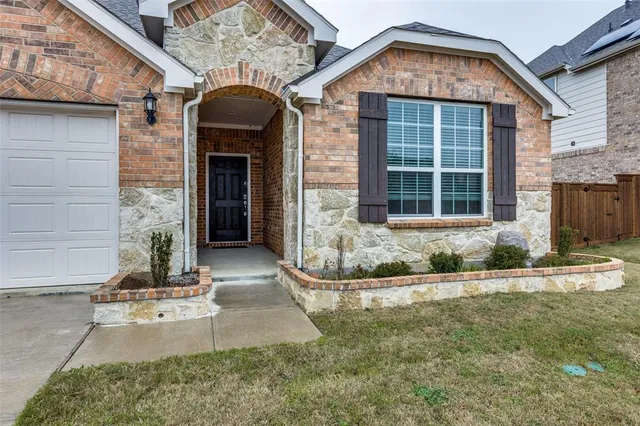 $2,875 | 2502 Wallingford Drive, Mansfield, TX 76084