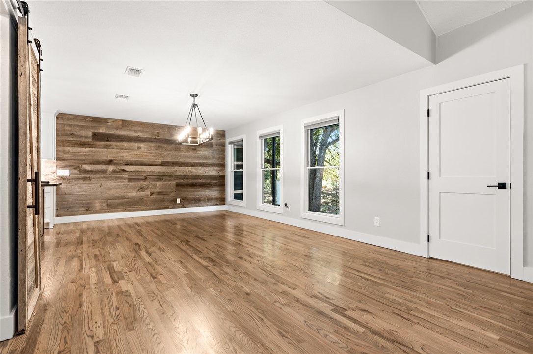 3636 Ross Road Waco, TX 76705 - Photo 6 of 57