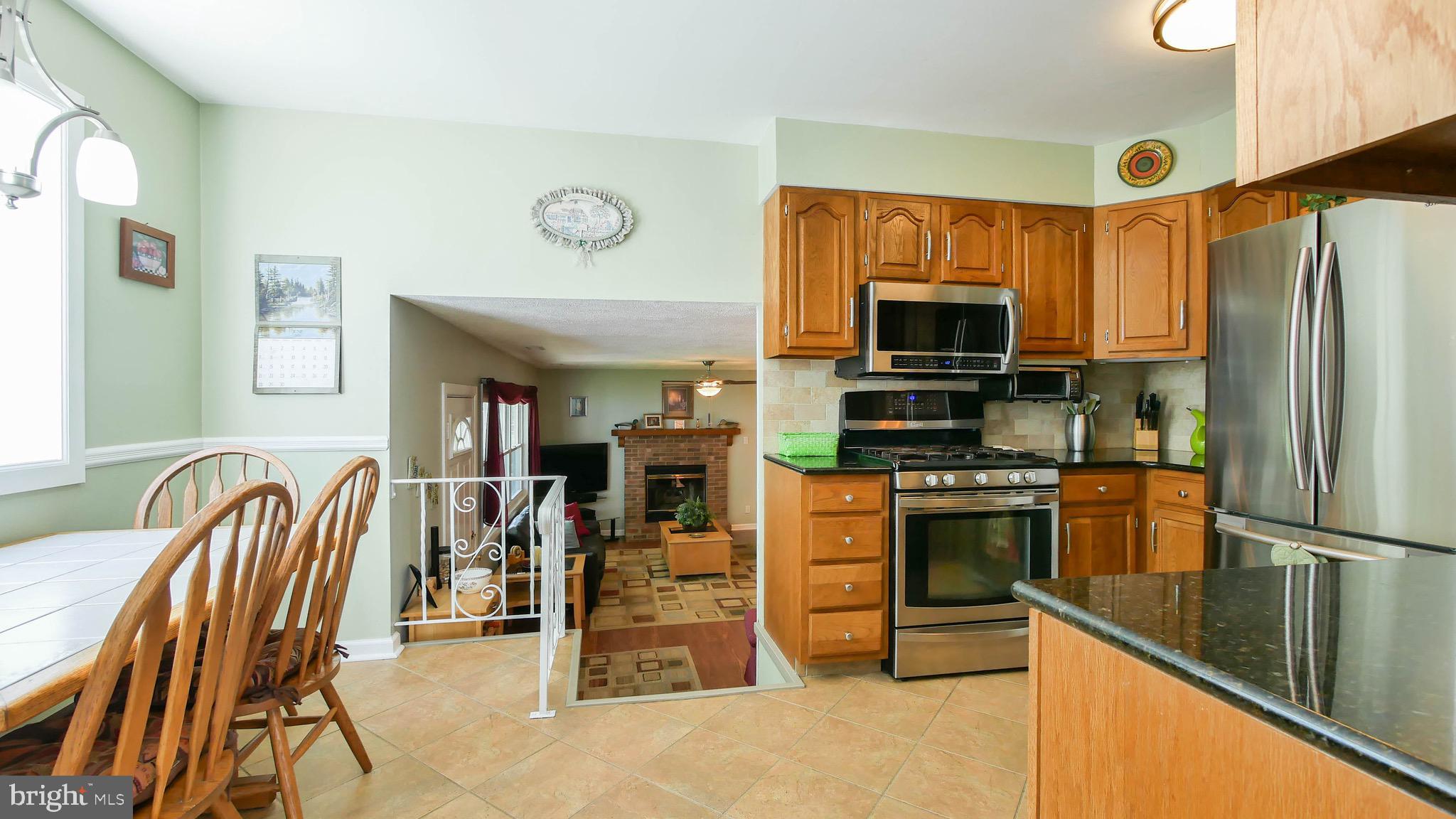 518 Fairhurst Road Fairless Hills, PA 19030 - Photo 10 of 42 Gallery Image 10