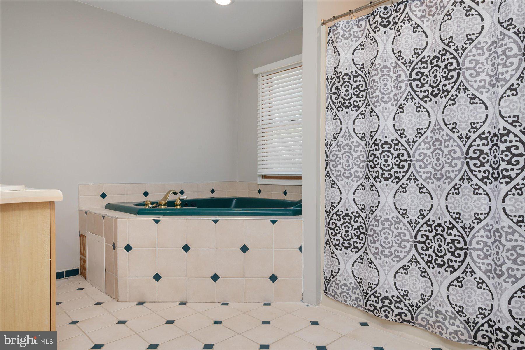 8200 Meehling Road Pasadena, MD 21122 - Photo 35 of 71 Gallery Image 35