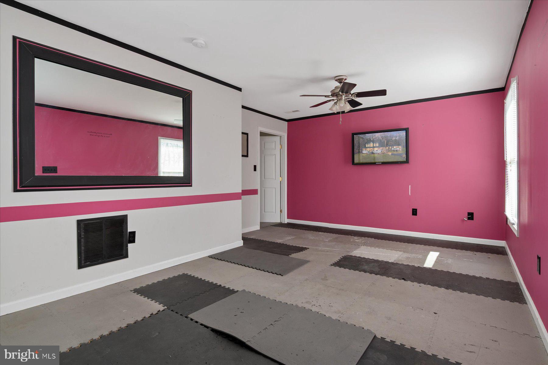 8200 Meehling Road Pasadena, MD 21122 - Photo 43 of 71 Gallery Image 43