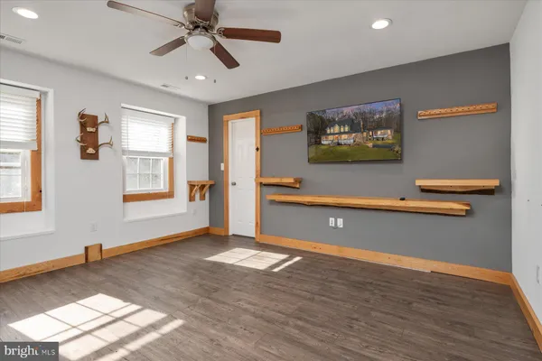 $900,000 | 8200 Meehling Road, Pasadena, MD 21122