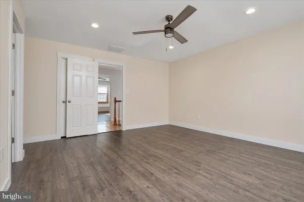 $900,000 | 8200 Meehling Road, Pasadena, MD 21122