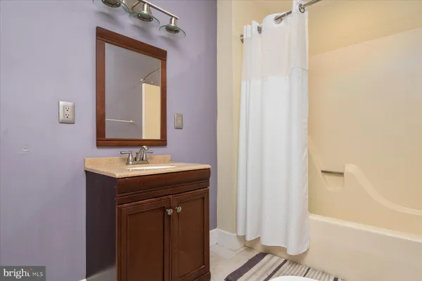 $900,000 | 8200 Meehling Road, Pasadena, MD 21122