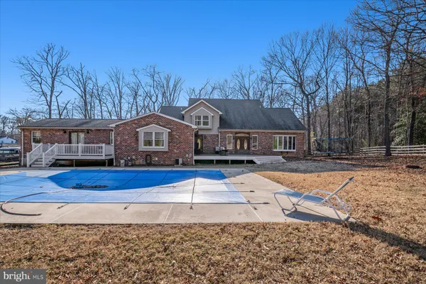 $900,000 | 8200 Meehling Road, Pasadena, MD 21122