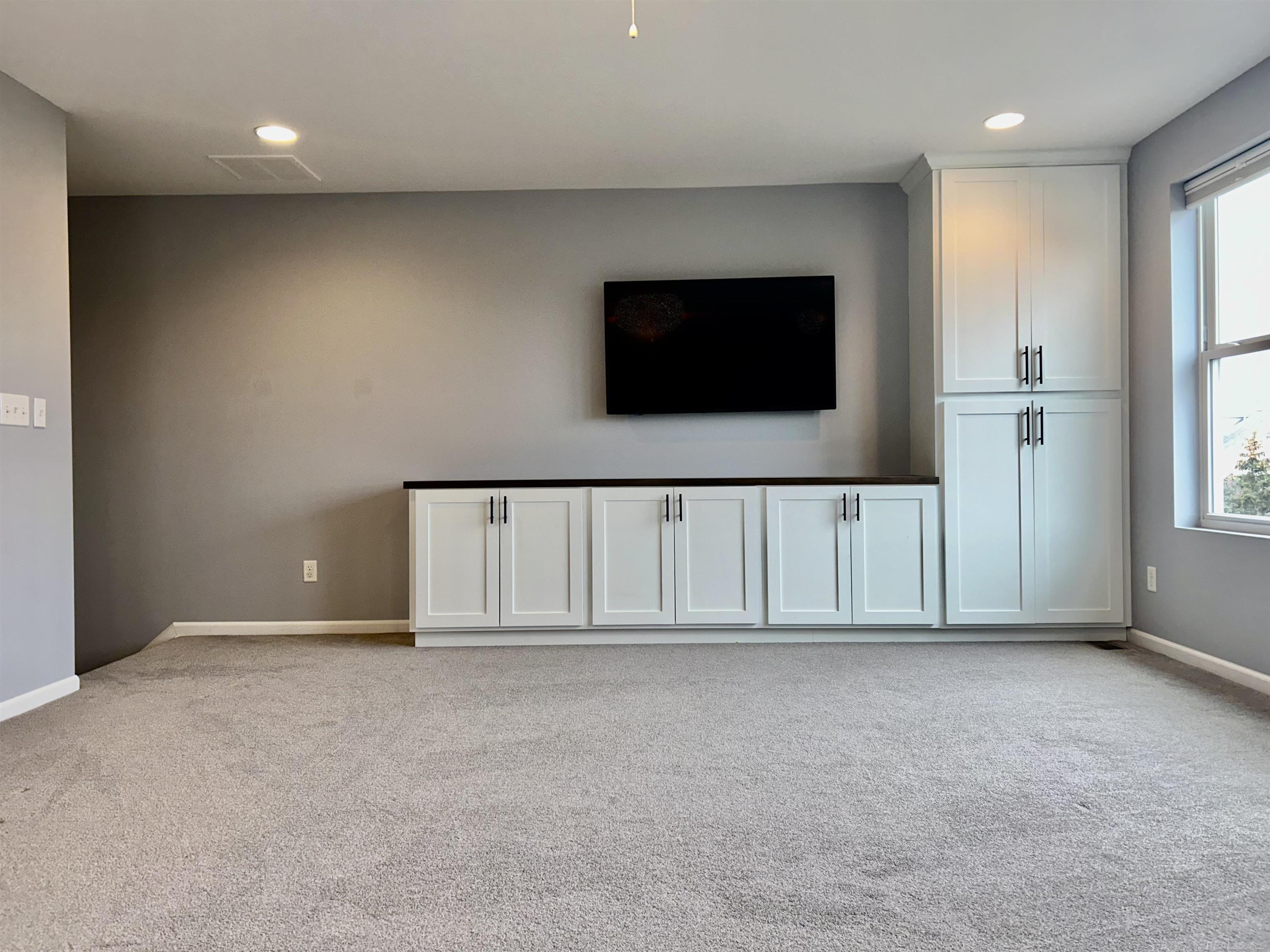 15768 Regent Street Macomb, MI 48044 - Photo 25 of 37 bonus room