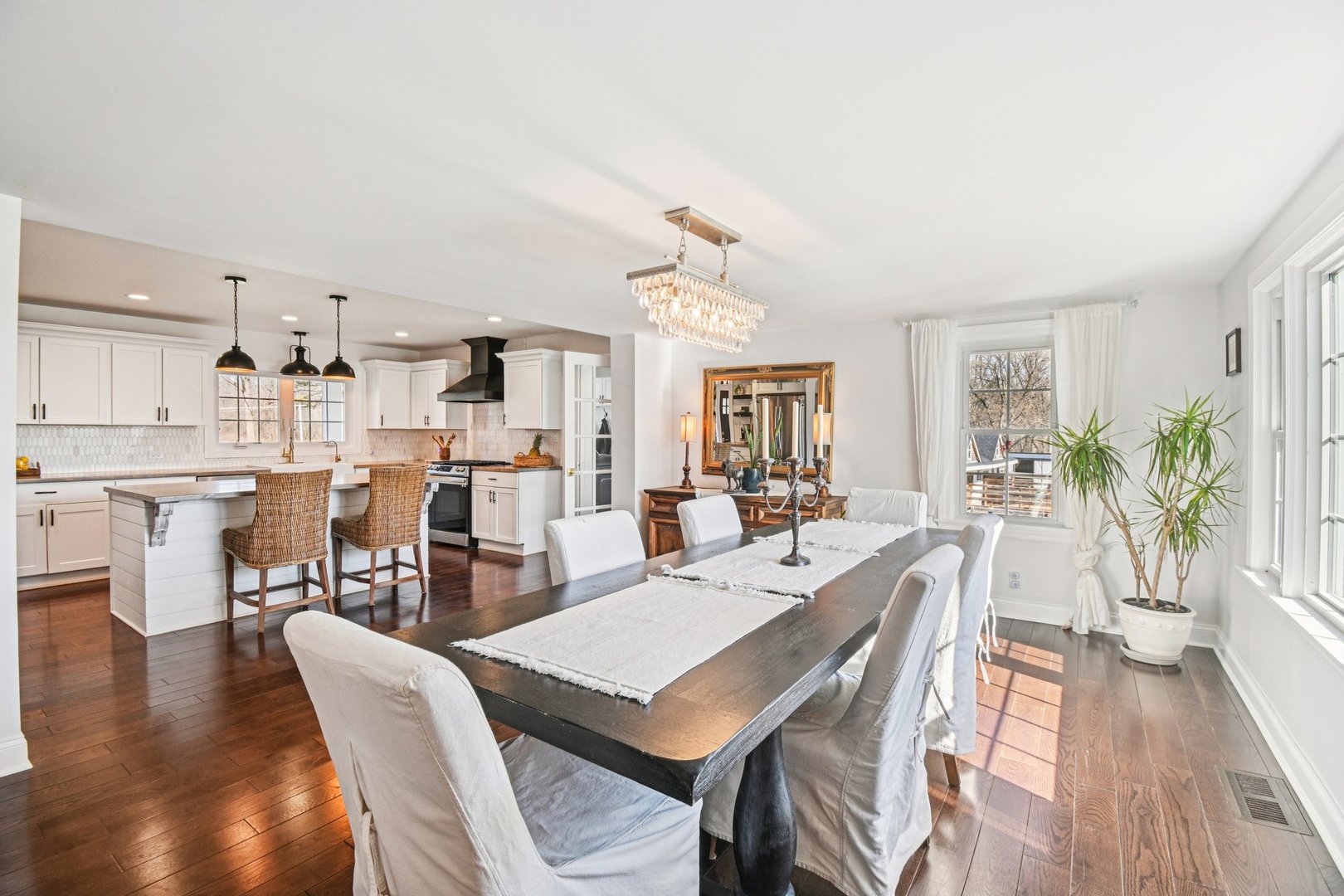 708 South Rose Farm Road Woodstock, IL 60098 - Photo 17 of 104