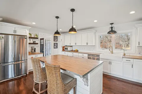 $2,150,000 | 708 South Rose Farm Road, Woodstock, IL 60098