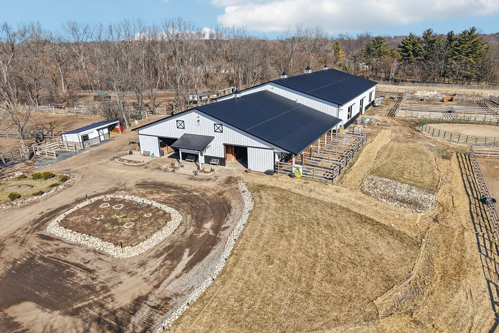 708 South Rose Farm Road Woodstock, IL 60098 - Photo 2 of 104