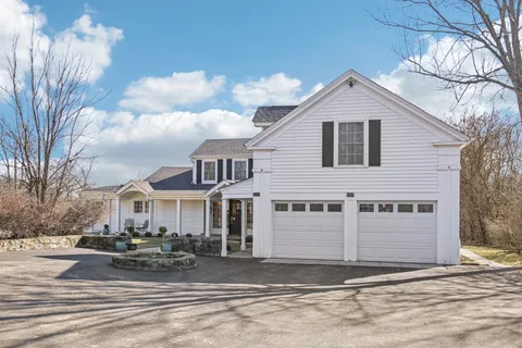 $2,150,000 | 708 South Rose Farm Road, Woodstock, IL 60098