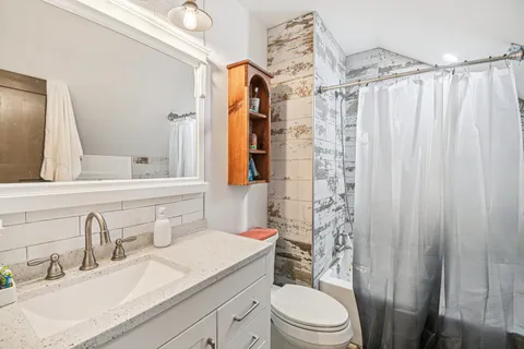 $2,150,000 | 708 South Rose Farm Road, Woodstock, IL 60098