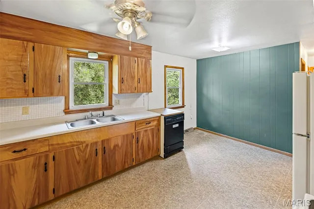 $155,000 | 519 Sullivan Street, East Alton, IL 62024