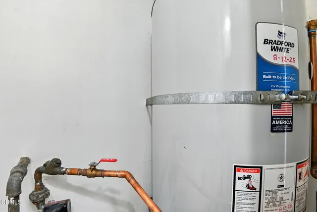 $3,200,000 | 122 North Croft Avenue, Los Angeles, CA 90048